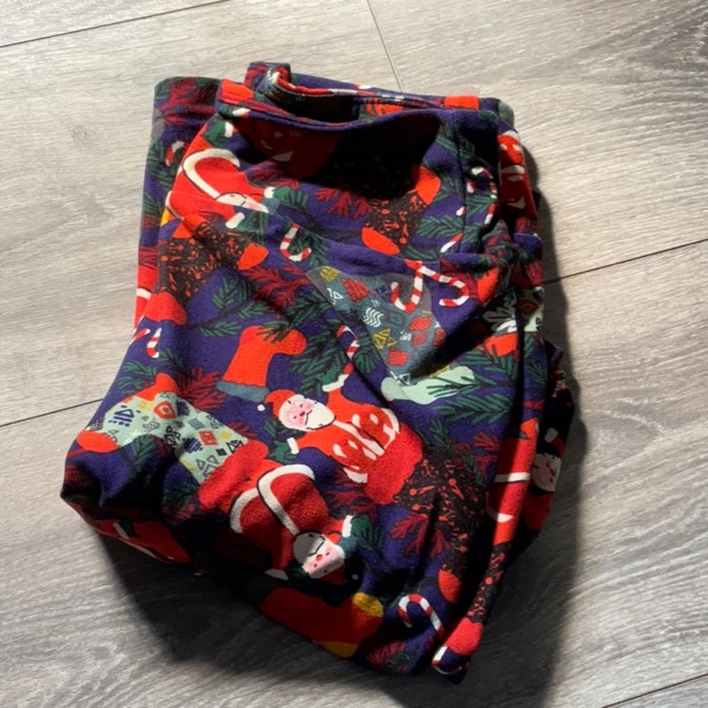 Lularoe Christmas pattern leggings